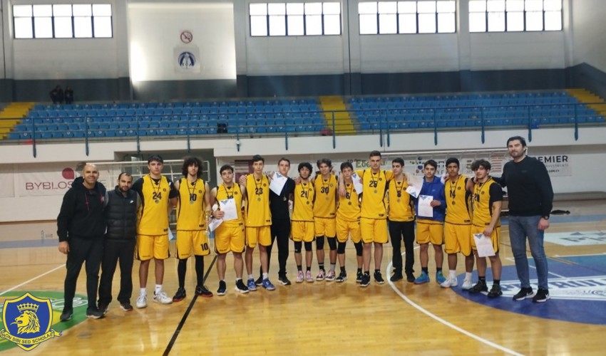 Congratulations to our Senior Boys Basketball Team for a Strong Second-Place Finish